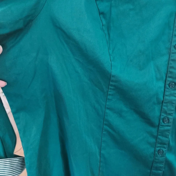 Lane Bryant Green Long Sleeve Button Down Blouse in Size 26 - Picture 5 of 10